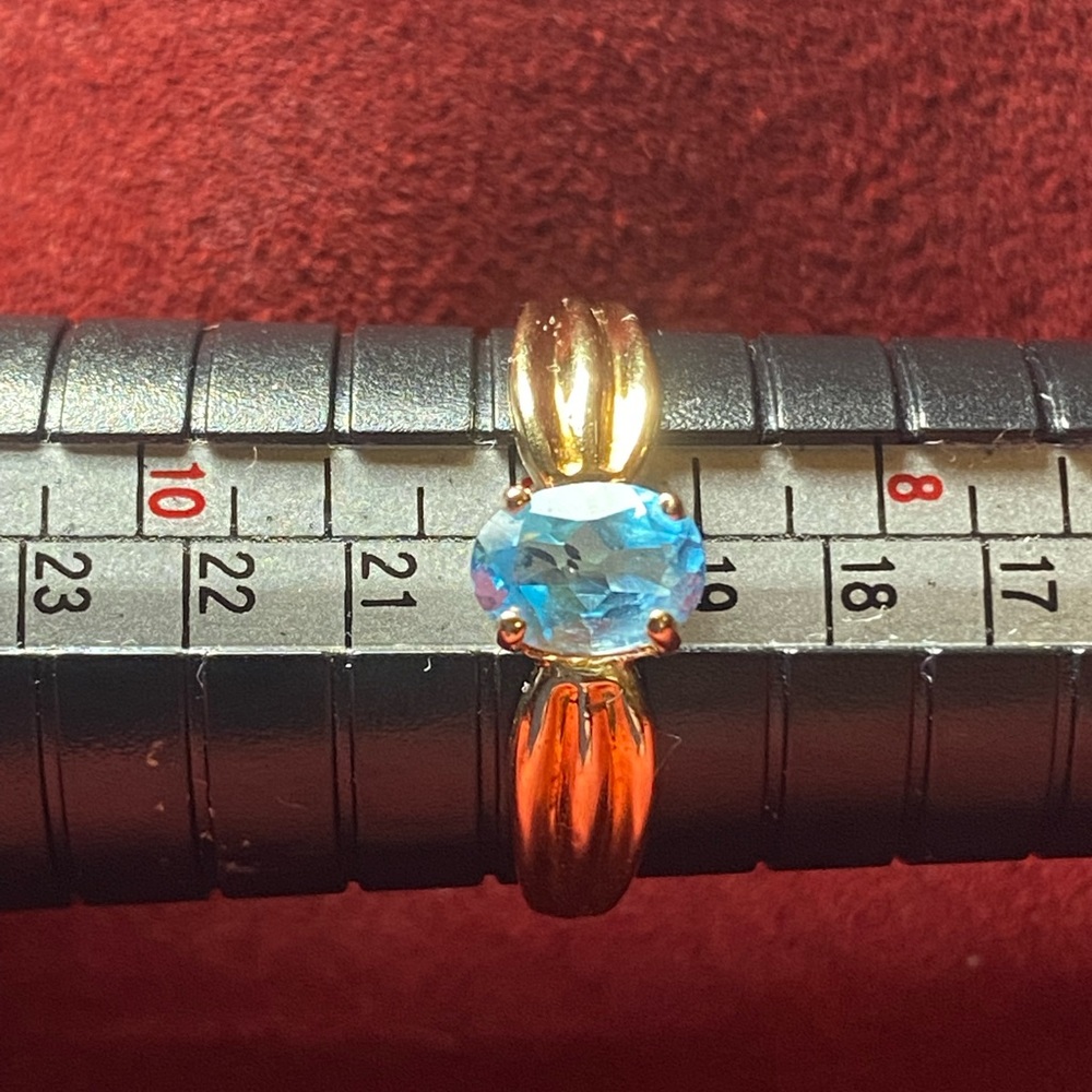 Solid 10K Gold Aquamarine Ring 9